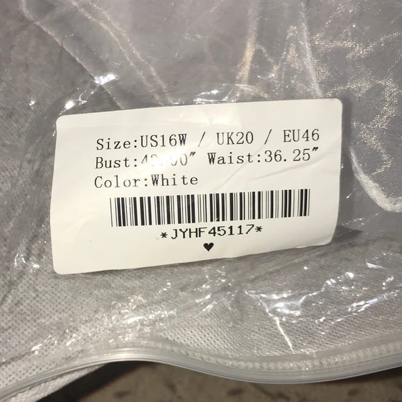 Wedding Gown - Picture 7 of 8